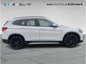 BMW X1 sDrive 18d LED AHK Navi KeyLess PDC