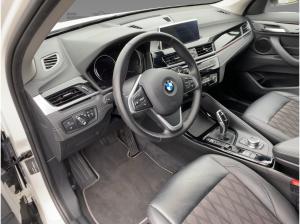 BMW X1 sDrive 18d LED AHK Navi KeyLess PDC