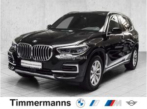 BMW X5 xDrive30d Navi Leder Tempom.aktiv Panoramadach Bluetooth MP3 Schn.