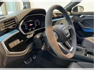 Audi RS Q3 Vorführwagen Panorama Glasdach+ SONOS Premium Soundsystem+ RS-Sportabgasanlage