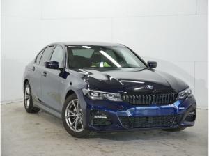 BMW 318 d Lim M-Sport, Harman Kardon, 19"-Räder, Lenkradheiz., Ambiente Licht UPE 63T€