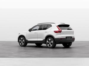 Volvo XC 40 B4 Benzin Plus Dark **PRIVAT/GEWERBE TAGESZULASSUNG SOFORT VERFÜGBAR **