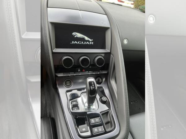 Foto - Jaguar F-Type R Coupe