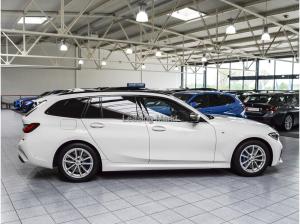BMW M340i xDrive Touring Auto Navi Leder Tempom.aktiv Bluetooth PDC MP3 Schn.