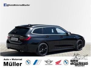 BMW 330 iA Touring M Sport Head-Up Glasdach LED HiFi
