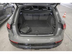 Audi Q8 advanced   50 e-tron quattro