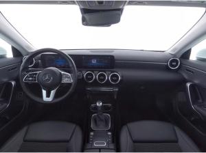 Mercedes-Benz CLA 180 LIM. /BUSINESS-PAK./MBUX/PANO/LED/PARKASS./KLIMA/SHZ UVM.