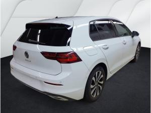 Volkswagen Golf VIII Life Active 2.0 TDI DSG ACC Pano HUD