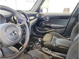 MINI Cooper 5-Türer*JCW Kit*Navi*LED*AppleCar*Keyless*Sportsitze*