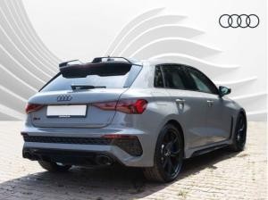 Audi RS3 RS 3 Sportback ***AKTION*** LED RS-Sportabgas. 290 km/h Navi B&O Panorama sofort Verfügbar !