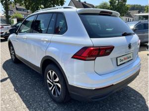Volkswagen Tiguan Active 1.5 TSI LED Navi AHK Climatronic