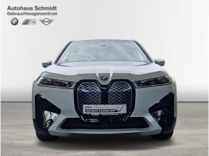 BMW ix xDrive40 Sportpaket*Sky Lounge*AHK*360 Kamera*