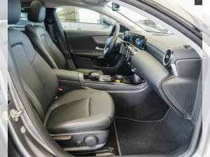 Mercedes-Benz CLA 200 d- PROGRESSIVE-MBUX-PANO-AHK-SOFORT VERFÜGBAR