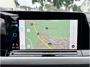 Volkswagen Golf VIII Life 1.5 TSI LED Navi AHK Climatronic Sitzheizung