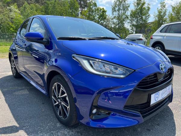 Toyota Yaris 1.5 VVT-i Hybrid Team D |NAV|RFK|SHZ|LED| Toyota Yaris 1.5 VVT-i Hybrid Team D |NAV|RFK|SHZ|LED|