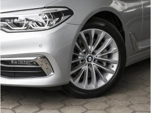 BMW 530 d xDrive Aut. Touring Luxury Line, Pano, HUD, RFK, Lenkradheiz., Ferngesteuertes Parken