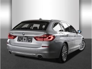 BMW 530 d xDrive Aut. Touring Luxury Line, Pano, HUD, RFK, Lenkradheiz., Ferngesteuertes Parken