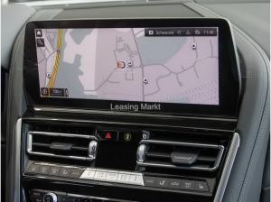 BMW 840 i xDrive Coupe Navi Leder Tempom.aktiv Bluetooth PDC MP3 Schn.
