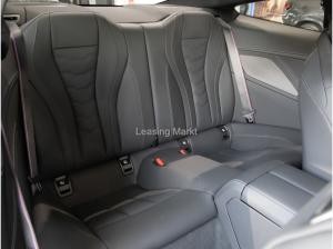 BMW 840 i xDrive Coupe Navi Leder Tempom.aktiv Bluetooth PDC MP3 Schn.