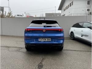 Volkswagen T-Roc R-Line, neues Modell, 1.5 l eTSI OPF 110 kW (150 PS) 7-Gang-DSG