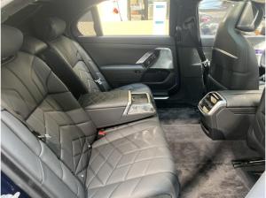 BMW i7 xD 60 M-Sport Kristall Bowser Fond-Experience