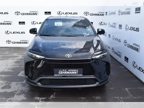 Toyota bZ4X für 398,11 € brutto leasen