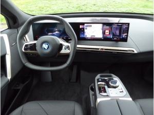 BMW ix xDrive40 22" Sportpaket Edition Essence Laser Parking Plus Driving Prof Harman/Kardon