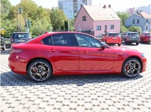 Alfa Romeo Giulia 2.0 TURBO 280PS AT8 Q4 VELOCE ASSISTENZPAK