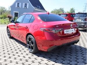 Alfa Romeo Giulia 2.0 TURBO 280PS AT8 Q4 VELOCE ASSISTENZPAK