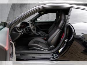 Porsche 992 Carrera Cabriolet 4 GTS