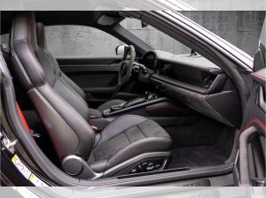 Porsche 992 Carrera Cabriolet 4 GTS