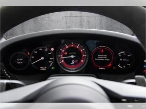 Porsche 992 Carrera Cabriolet 4 GTS