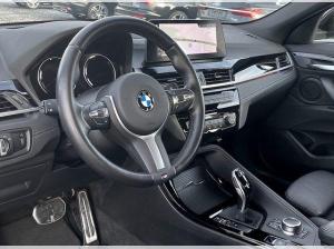 BMW X2 sDr18iA M-SPORT*LEDER/HUD/PARK/19"M/KAM 10...