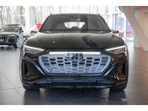 Audi Q8 e-tron Sportback S line   55 quattro - inkl. kostenloser Wallbox!