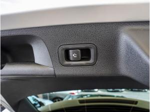 Mercedes-Benz CLA 200 d- PROGRESSIVE-MBUX-PANO-AHK-SOFORT VERFÜGBAR