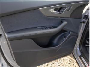 Audi RS Q8 tiptronic