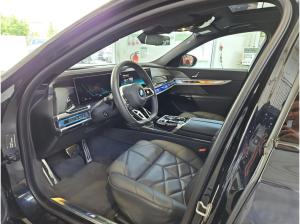 BMW 740 d xDrive M Sportpaket*Multifunktionssitz*Integral*