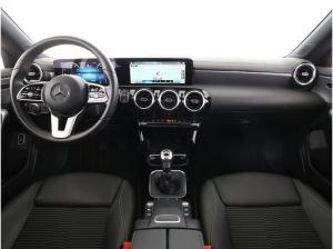 Mercedes-Benz CLA 180 SHOOTING BRAKE /PANO/AHK/MBUX/BUSINESS-PAK./ASSISTENZ/LED/TEMPOMAT UVM.
