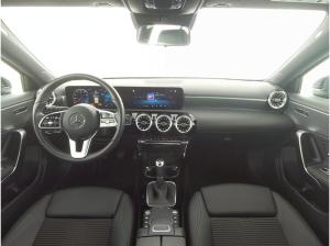 Mercedes-Benz A 180 MBUX/BUSINESS-PAK./AMBIENTELICHT/PARK-PAK./RFK/ TEMPOMAT/KLIMA/SHZ UVM.