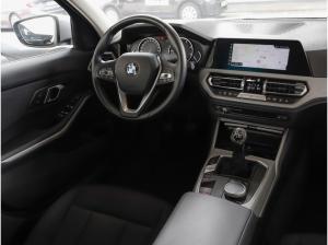 BMW 320 d Touring, Navi, AHK, SHZ, Park-Assistent, Tempomat