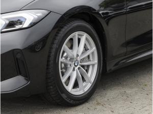 BMW 330 i xDrive M Sport NP= 69.390,- / 0 Anz= 469,-