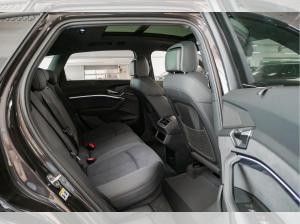 Audi Q8 e-tron advanced 50  quattro - inkl. kostenloser Wallbox!