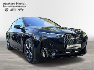BMW ix xDrive40 Sportpaket*21 Zoll*Sitzbelüftung*Soft Close*