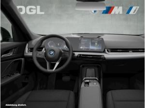 BMW iX1 xDrive30 NAVI,AHK, Premium Paket, SOFORT VERFÜGBAR -  Zulassung bis 30.12.2023