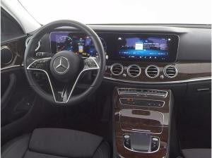 Mercedes-Benz E 300 T de Avantgarde 2x+Schiebedach+LED+Kam+18"+AHK+DAB
