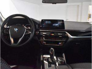 BMW 520 d Touring xDrive SOFORT VERFÜGBAR !!!