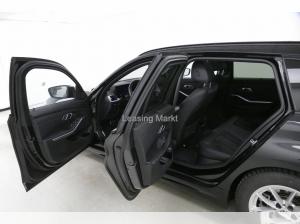 BMW 320 d Touring M Sport NP= 68.110,- / 0 Anz=