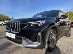 BMW iX1 eDrive20 Navi /  NEU / CURVED Display / RFK / 2025 AKTION