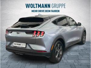 Ford Mustang Mach-E AWD Extended Range 98,7 kW/h 351 PS