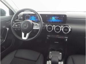 Mercedes-Benz A 250 4M. /NIGHT-PAK./LED/PARK-PAK./RFK/PROGRESSIVE/MBUX UVM.